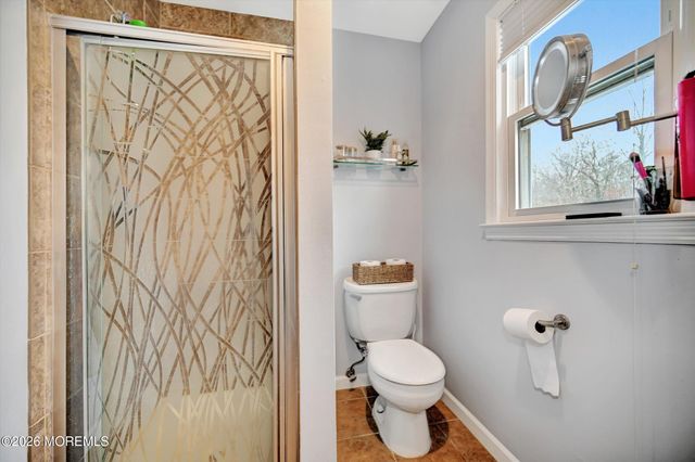 18 Devon Drive, Manalapan, NJ 07726