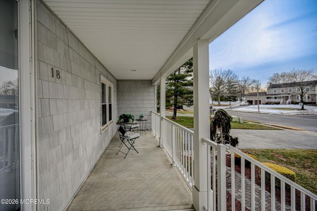 18 Devon Drive, Manalapan, NJ 07726