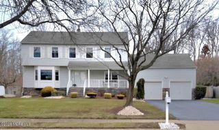 18 Devon Drive, Manalapan, NJ 07726