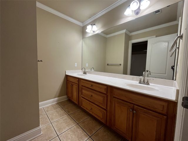 5012 Tensas Drive, Bossier City, LA 71111