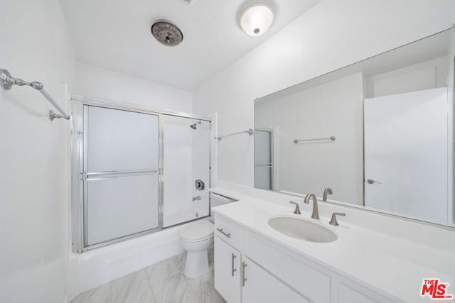 1028 7TH Street 102, Santa Monica, CA 90403