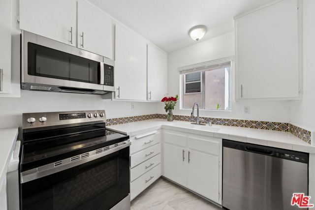 1028 7TH Street 102, Santa Monica, CA 90403