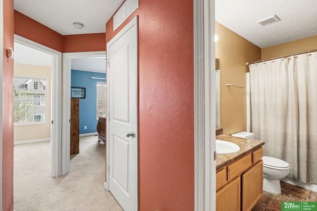 18177 Southdale Plaza, Omaha, NE 68135