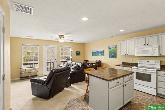 18177 Southdale Plaza, Omaha, NE 68135