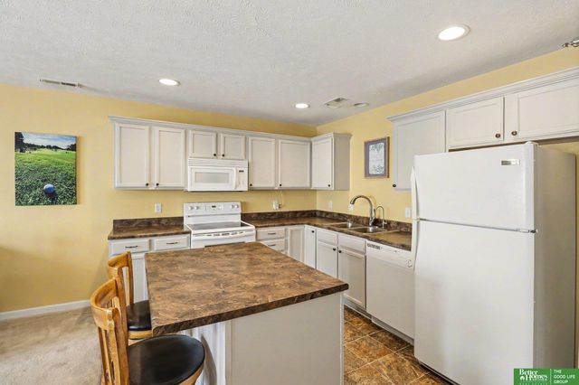 18177 Southdale Plaza, Omaha, NE 68135