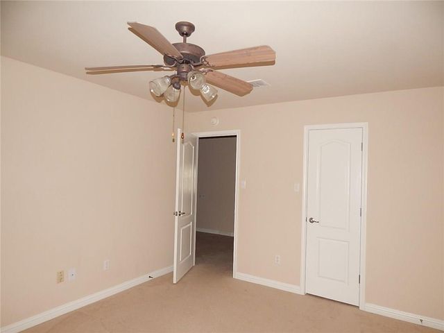 4300 Hidden Lake XING, Pflugerville, TX 78660
