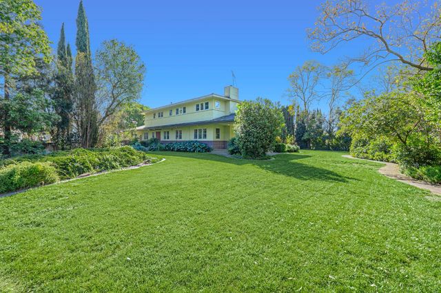 39604 Primrose Pl, Davis, CA 95616