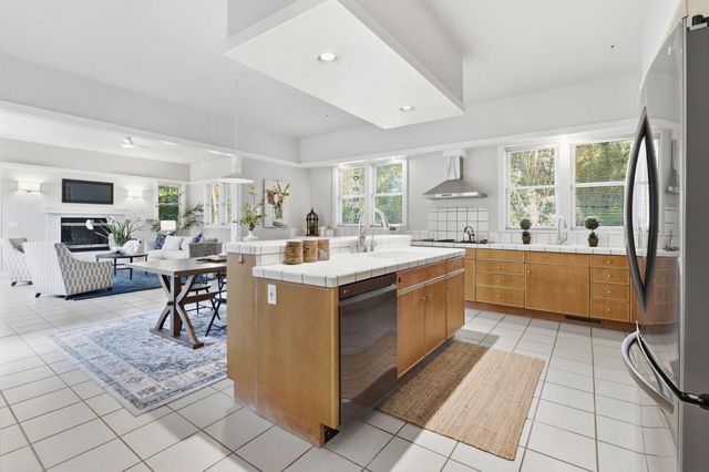 39604 Primrose Pl, Davis, CA 95616