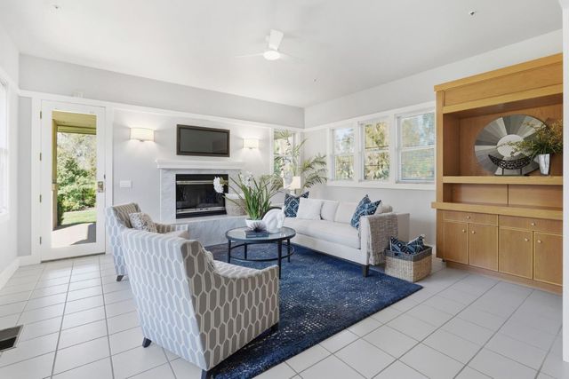 39604 Primrose Pl, Davis, CA 95616