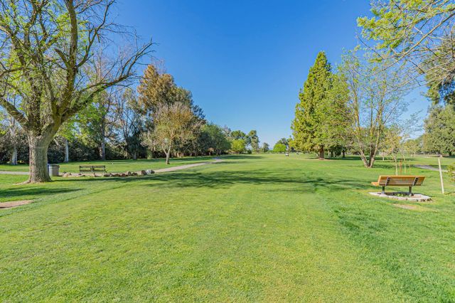 39604 Primrose Pl, Davis, CA 95616