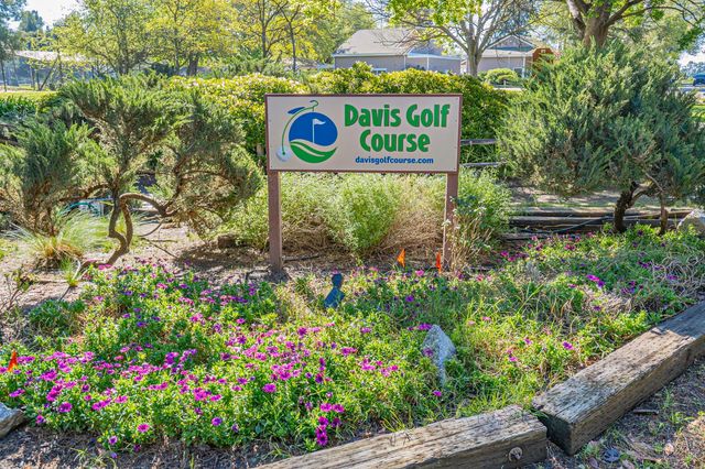 39604 Primrose Pl, Davis, CA 95616