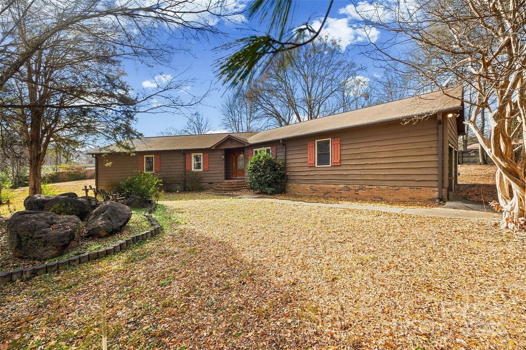 6233 Providence Court NW, Concord, NC 28027