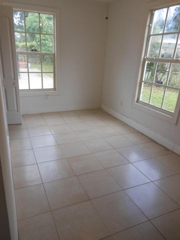 2829 SHAWNEE Road, West Palm Beach, FL 33406