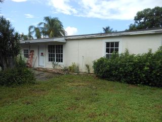 2829 SHAWNEE Road, West Palm Beach, FL 33406