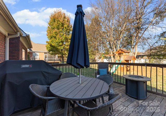 706 King Fredrick Lane SW, Concord, NC 28027