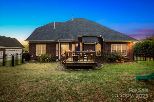 706 King Fredrick Lane SW, Concord, NC 28027