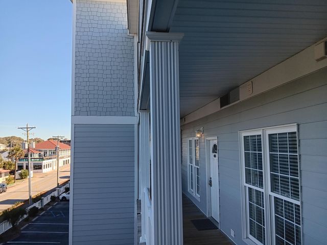 106 W Arctic Avenue 1d, Folly Beach, SC 29439