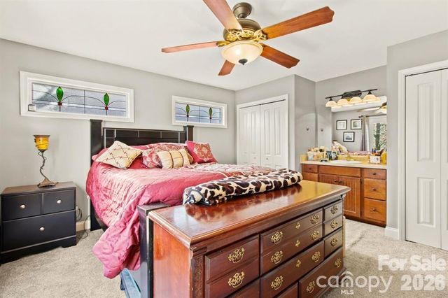 1480 Pine Mountain Drive, Connelly Springs, NC 28612