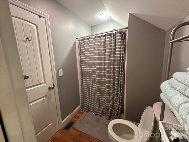 1480 Pine Mountain Drive, Connelly Springs, NC 28612