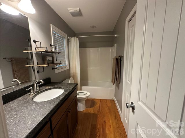1480 Pine Mountain Drive, Connelly Springs, NC 28612