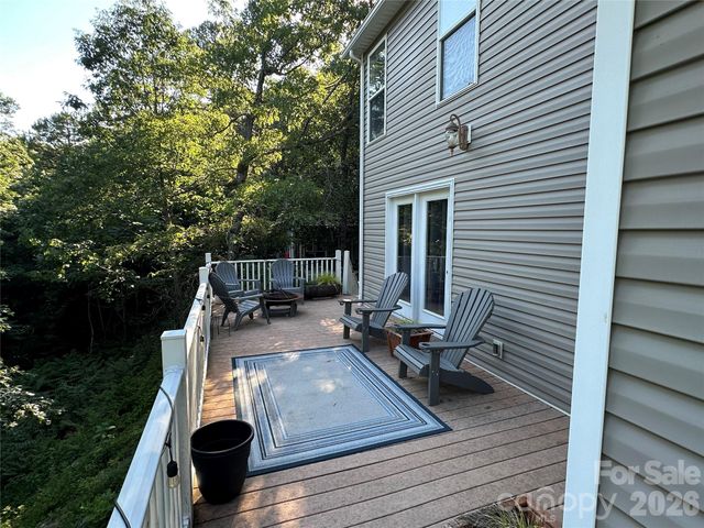 1480 Pine Mountain Drive, Connelly Springs, NC 28612