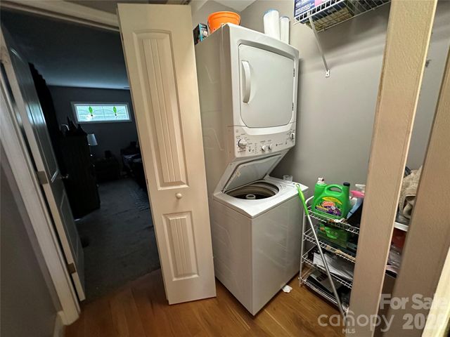 1480 Pine Mountain Drive, Connelly Springs, NC 28612