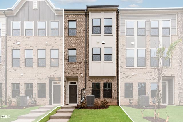 792 Ballyneal Alley, Cary, NC 27513