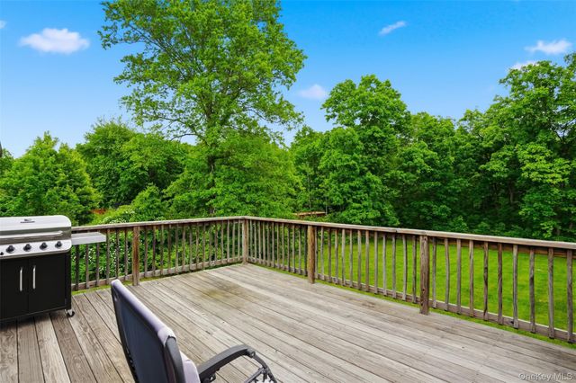 201 Kingsview Highway, Wallkill, NY 12589