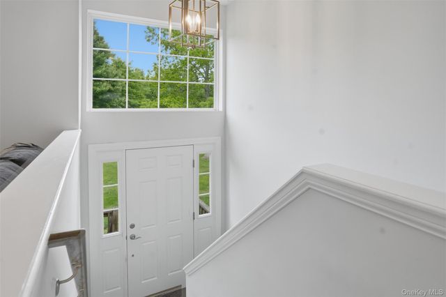 201 Kingsview Highway, Wallkill, NY 12589