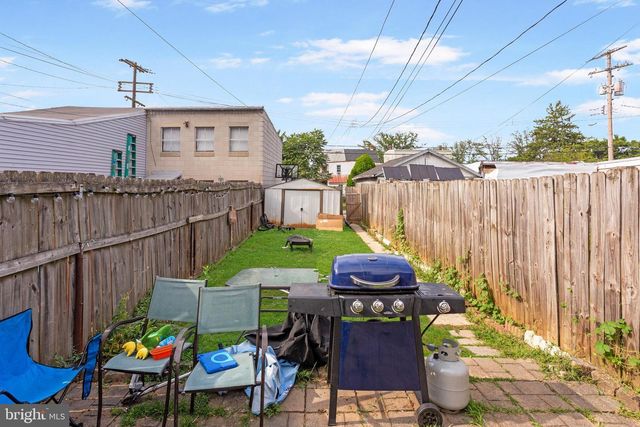 1429 W PHILADELPHIA ST, York, PA 17404