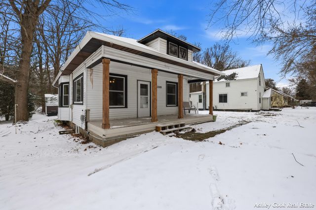 15285 Coleman Avenue, Grand Haven, MI 49417