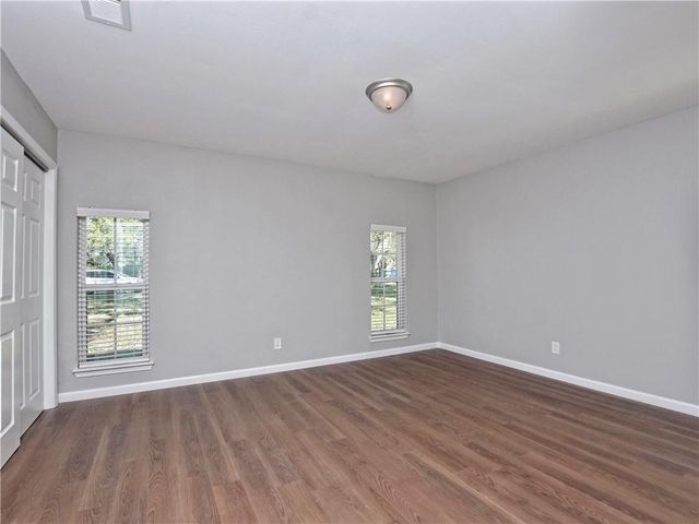 5205 Thunderbird ST, Lago Vista, TX 78645