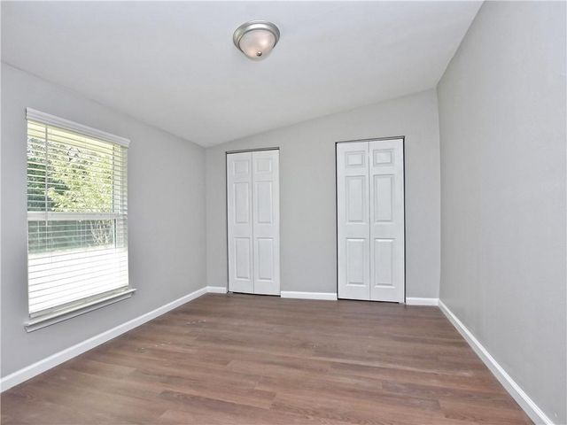 5205 Thunderbird ST, Lago Vista, TX 78645