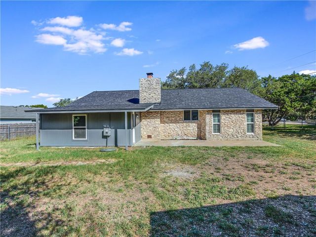 5205 Thunderbird ST, Lago Vista, TX 78645