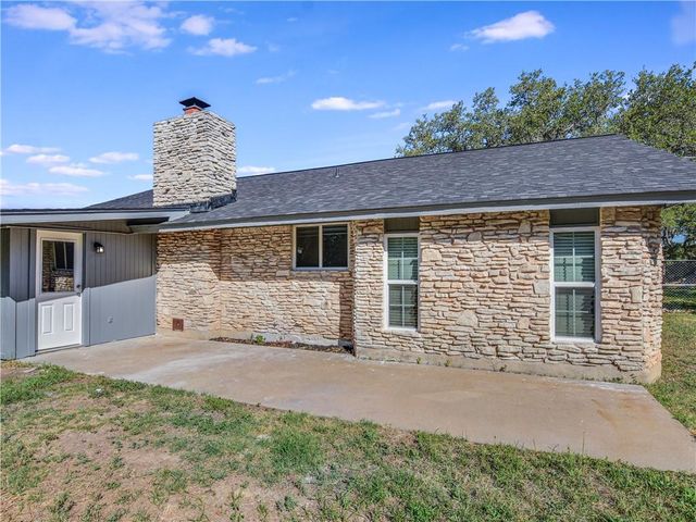 5205 Thunderbird ST, Lago Vista, TX 78645