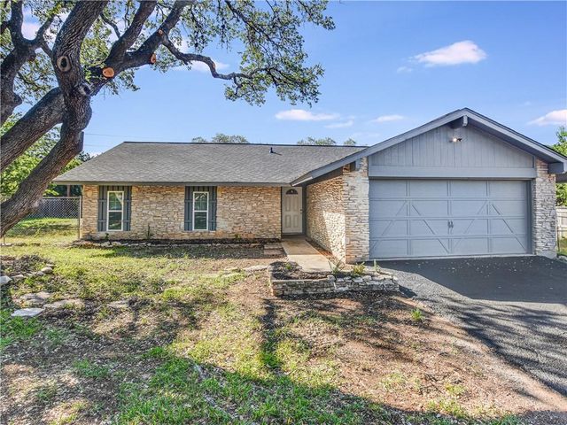 5205 Thunderbird ST, Lago Vista, TX 78645