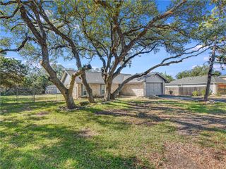 5205 Thunderbird ST, Lago Vista, TX 78645