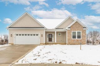 2347 Jaxton Court, Lewis Center, OH 43035