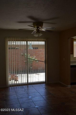 961 N Via Terrado, Tucson, AZ 85710
