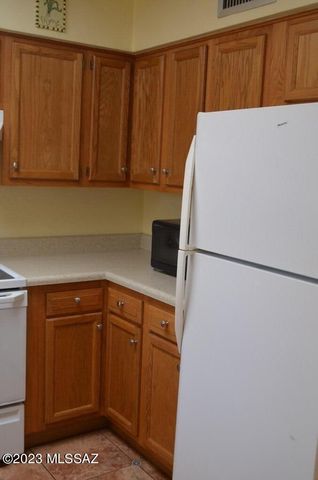 961 N Via Terrado, Tucson, AZ 85710