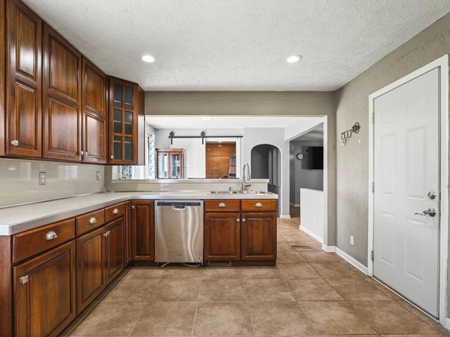 8523 Terrang Court, Machesney Park, IL 61115