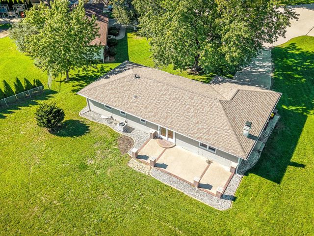 8523 Terrang Court, Machesney Park, IL 61115