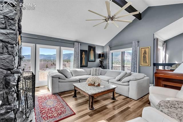 4500 Sentinel Rock NA, Larkspur, CO 80118