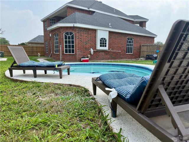 2406 Stirling Avenue, Edinburg, TX 78539