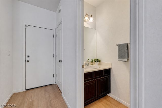 7760 Petite Pillar Court, Las Vegas, NV 89149