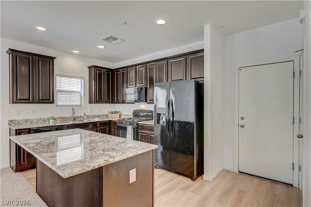 7760 Petite Pillar Court, Las Vegas, NV 89149