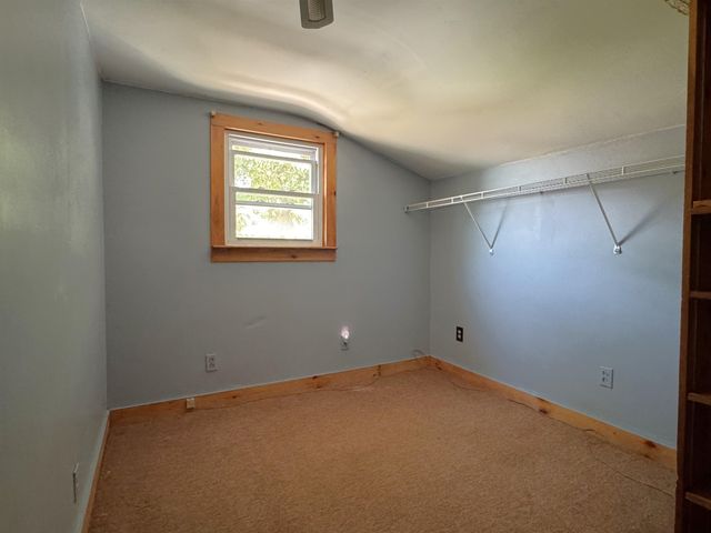 29 Coopers Grove Road, Kingston, NH 03848