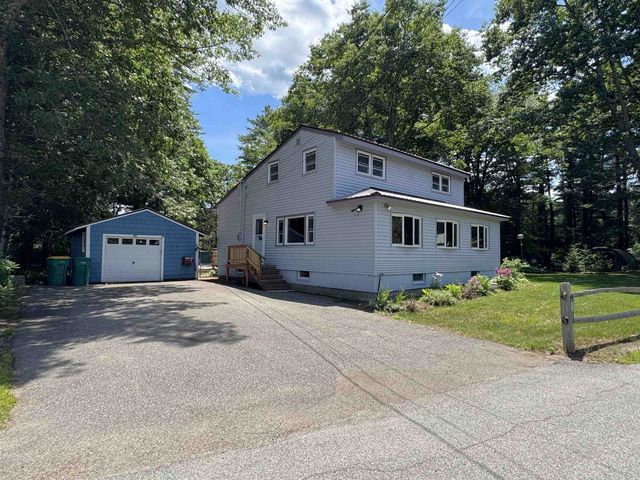 29 Coopers Grove Road, Kingston, NH 03848