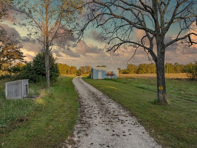 2814 County Road 3690, Mountain View, MO 65548