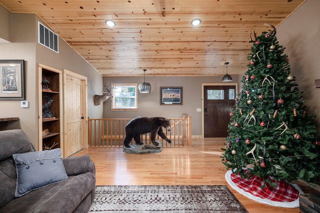 2814 County Road 3690, Mountain View, MO 65548